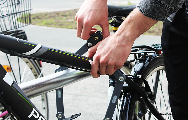 Du hast als Radfahrer die Vorschriften im Straßenverkehr